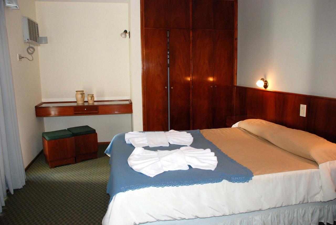 Hotel La Posta Oncativo Chambre photo