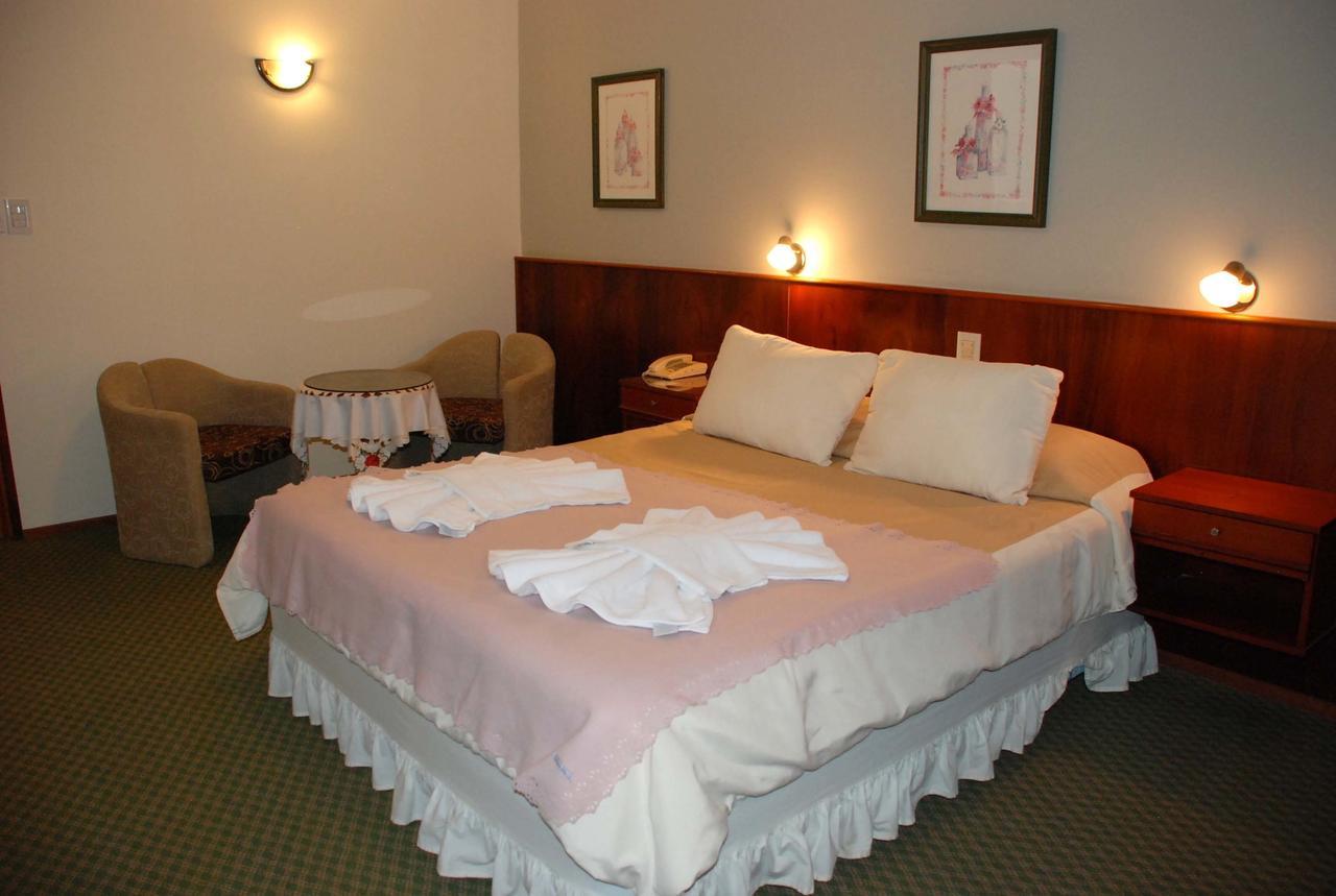 Hotel La Posta Oncativo Extérieur photo